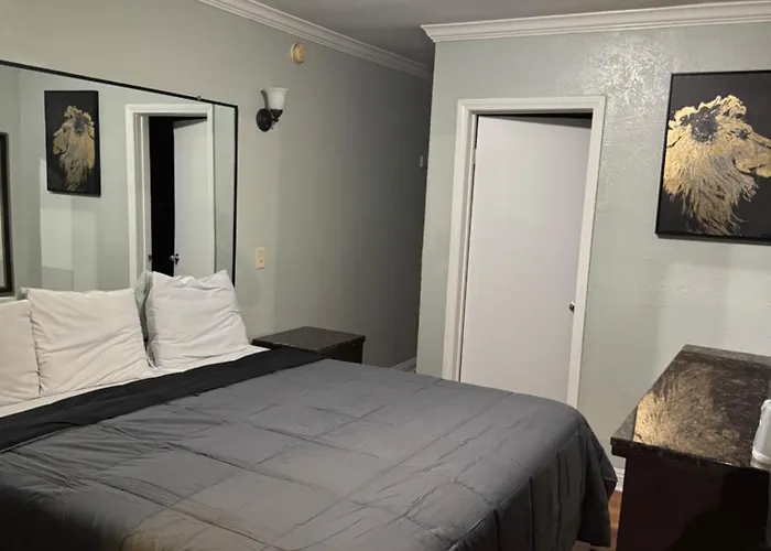 La Cienega Inn Motel